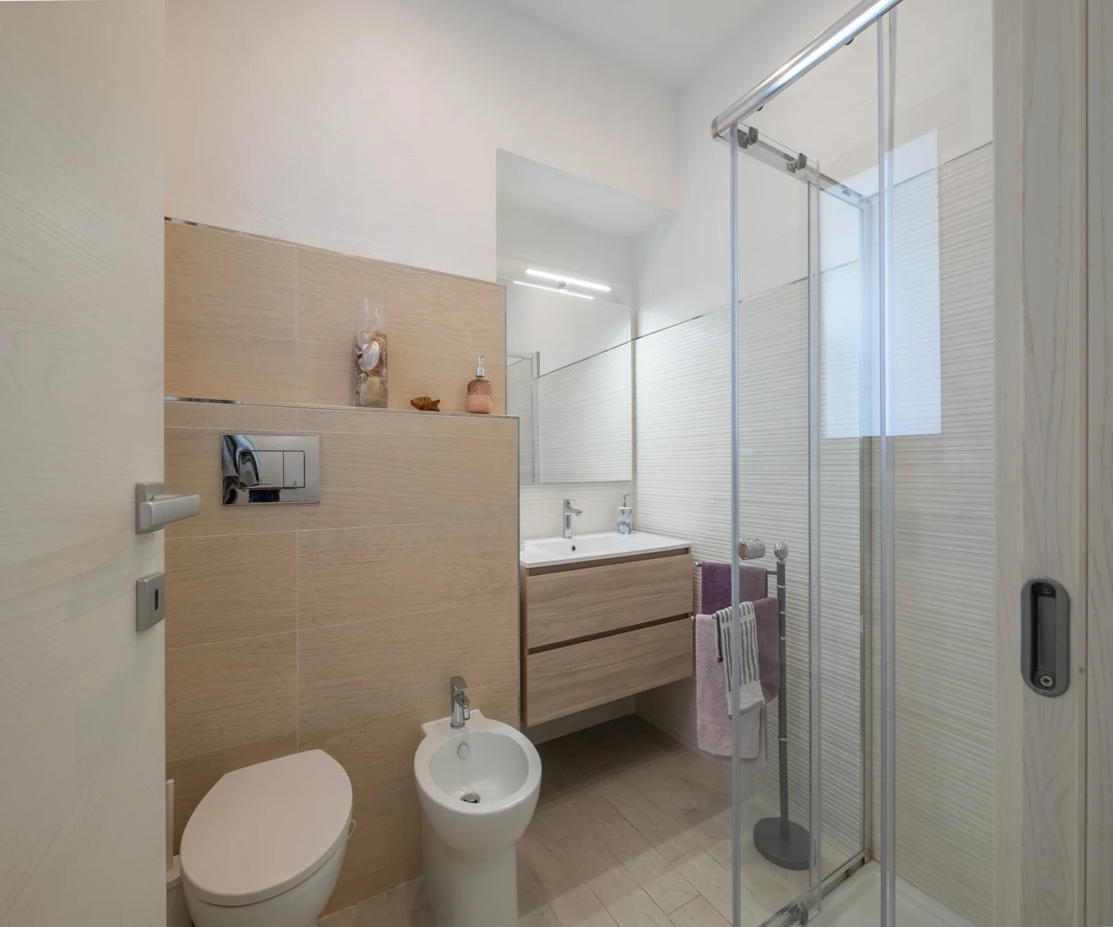 Casa Ofride -Centro-Poetto 10 min-Wi-Fi-Netflix - foto 24