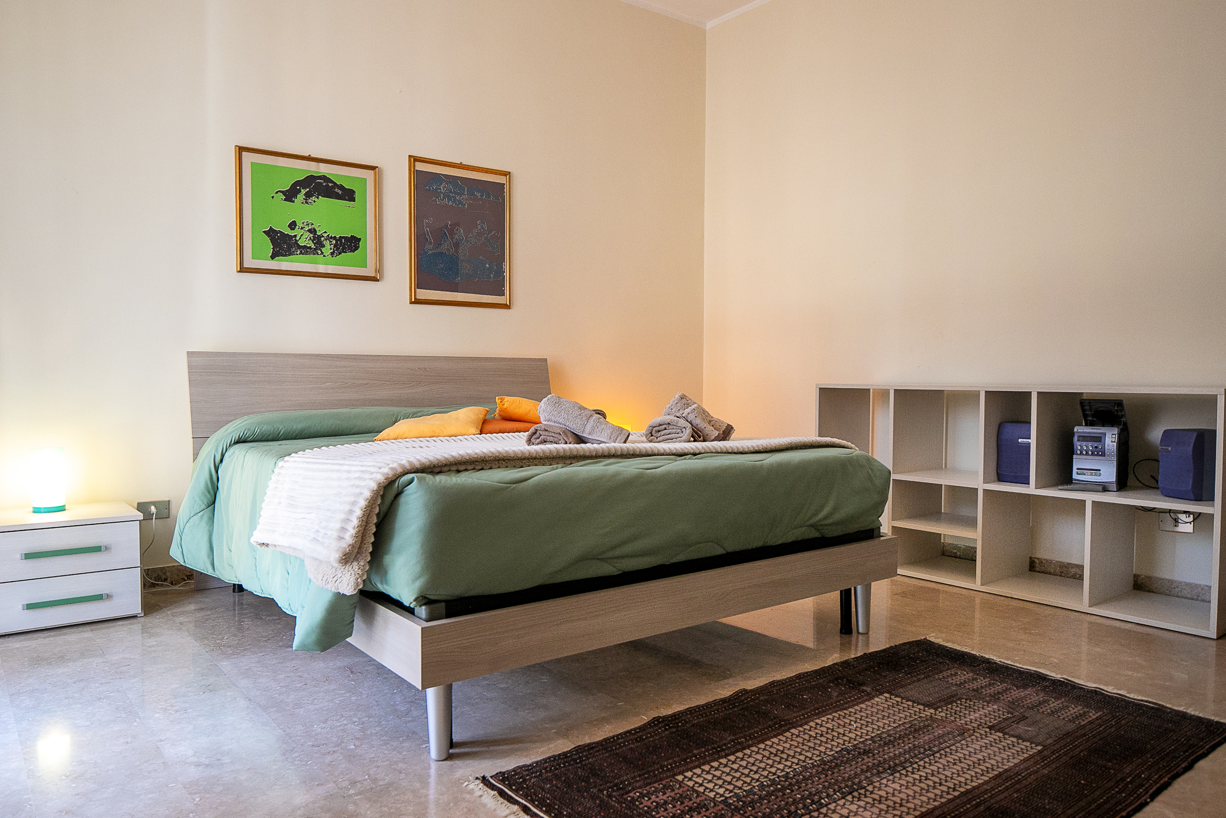 Corno Grande - spacious apartment - 2 baths - Wi Fi- city center - free parking
 - immagine 2