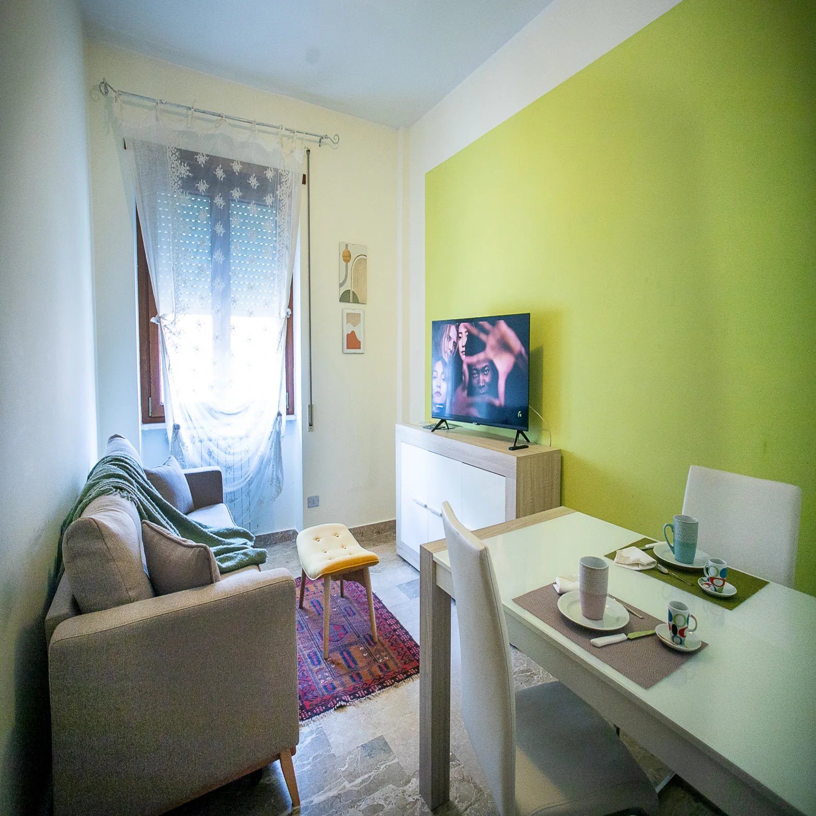 Monte camicia - cozy home in city center-spacious-free parking